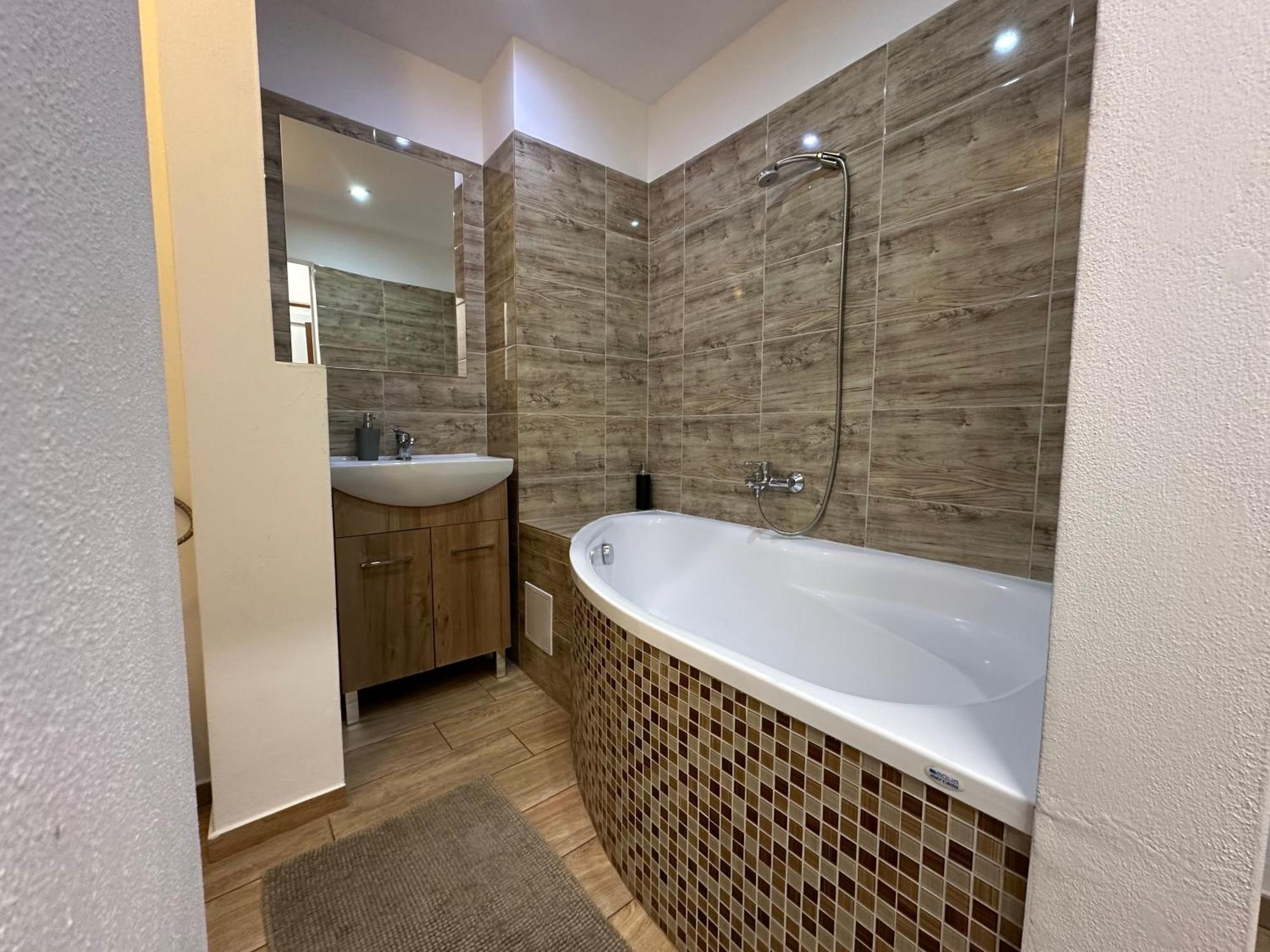 Apartman Bb-Centrum1 Банска бистрица Екстериор снимка
